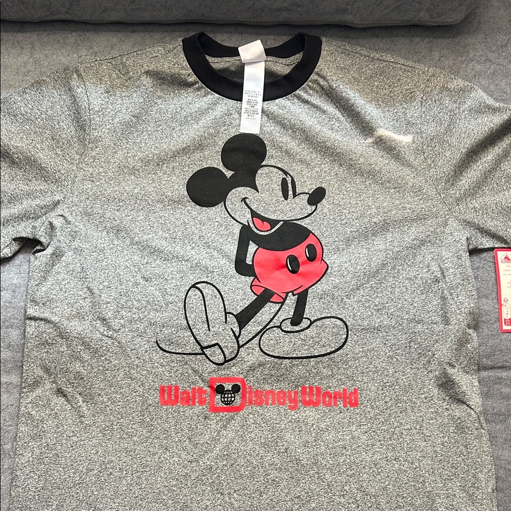 Disney Mickey Mouse Gray mens tshirts sz large new